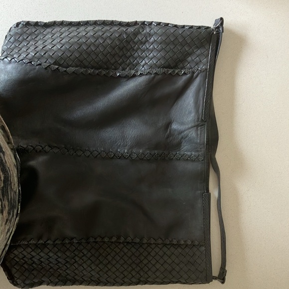 Snakeskin-trimmed Intrecciato Hobo - flawed - Picture 4 of 5